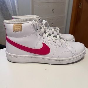 Women's Court Royale 2 High Top Sneaker